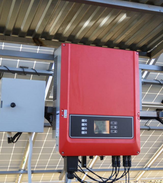 Solar battery management system. Controller of power, charge of the solar panels. Solar tracker. Solar battery management system. Controller of power, charge of solar panels. Solar tracker.